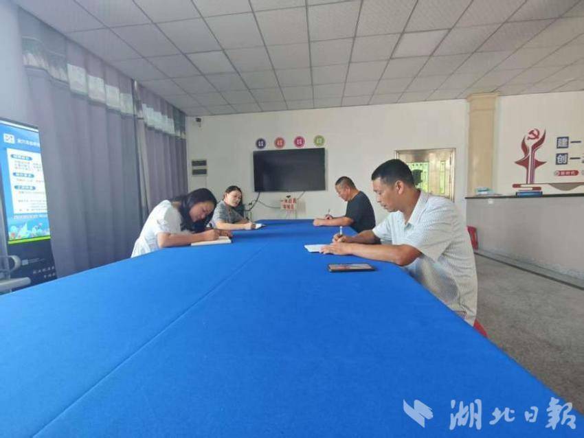 答卷·新篇  选调生驻村记：以青春为笔，在梅川田野书写实践“论文”.docx