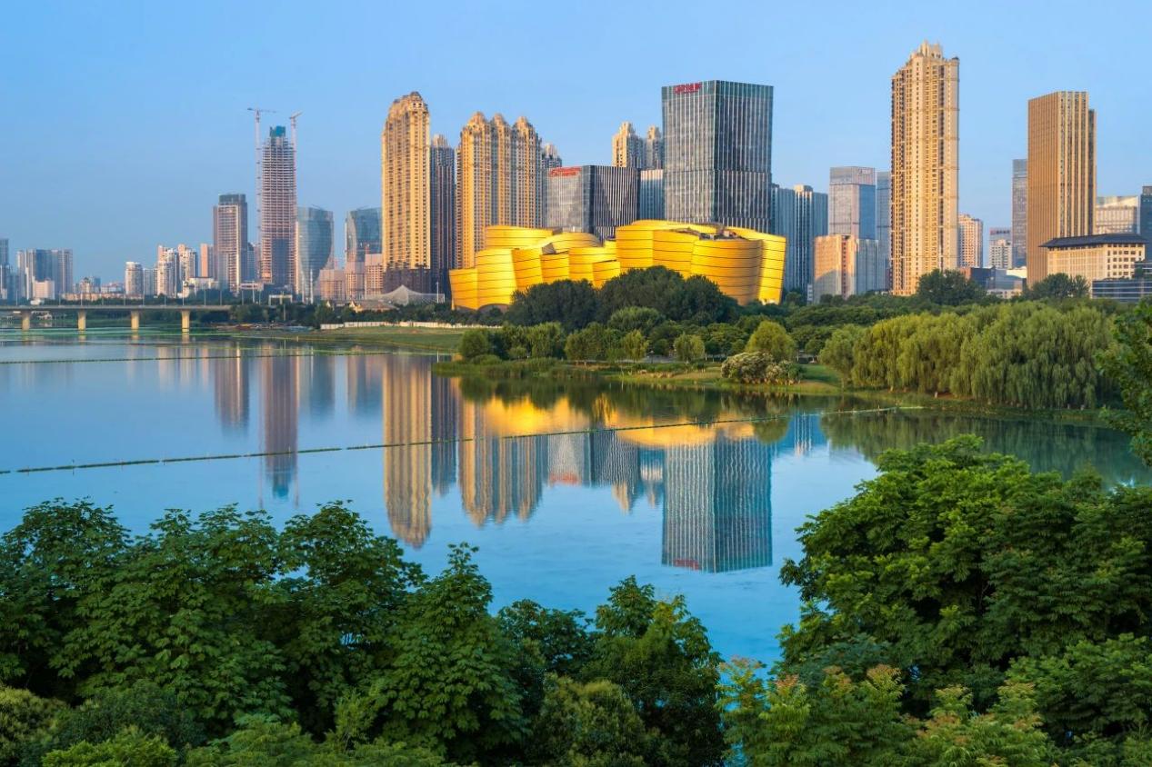 【新闻稿】沙湖生态构建城市绿肺 环沙湖双碳经济带建设持续推进(2).docx