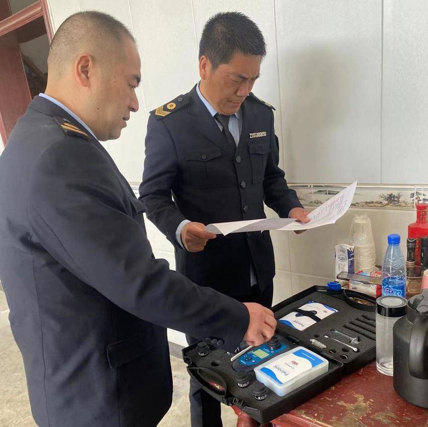潜江市开展集中式供水专项检查 科技赋能筑牢饮水安全防线(2).docx