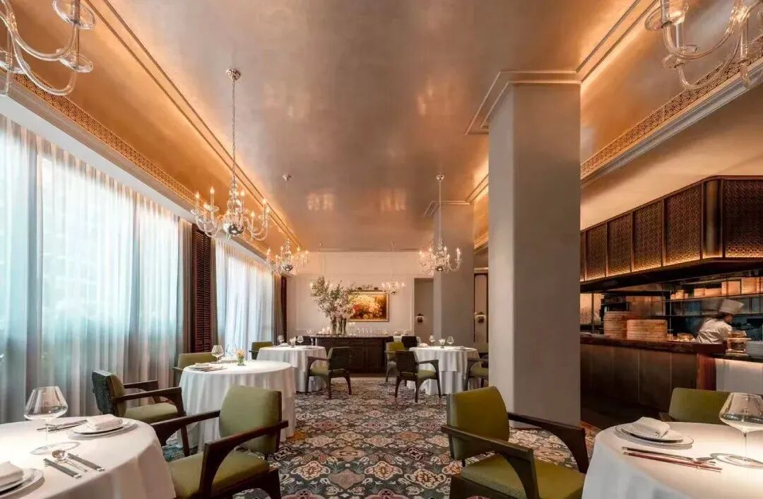 ZHDC荣幸承建｜新荣记华中首店. 武汉荣轩_12_ZHDC中河设计_来自小红书网页版.jpg