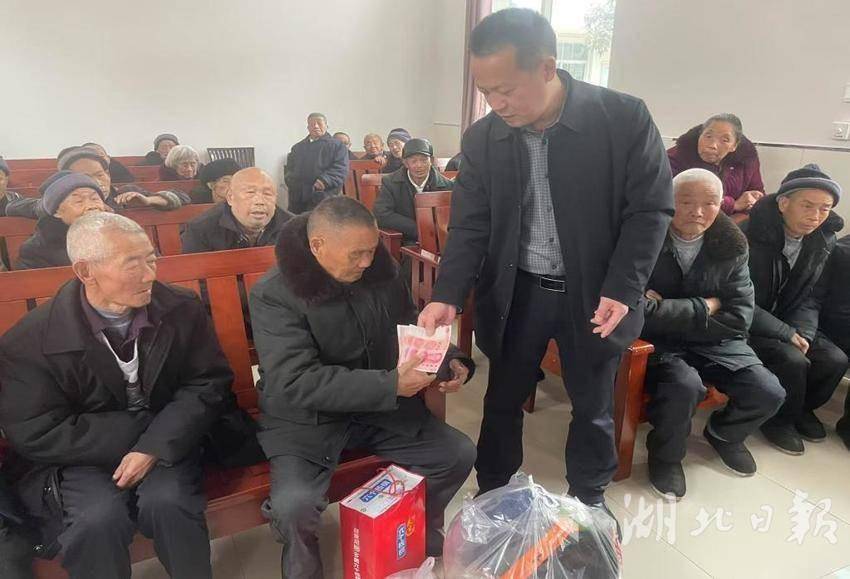 水坪镇：新春慰问送温暖 浓浓关怀暖人心.docx