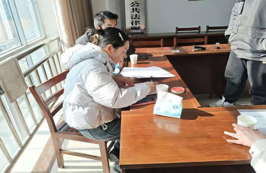 房屋漏水引纠纷 人民调解化干戈.docx