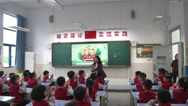 劳模风采 彭艳： “真、善、美”的引路人