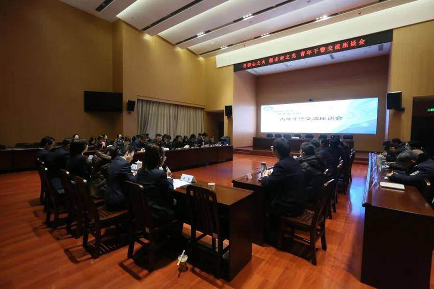 知行路｜共赴一场初心与创新的对话.docx