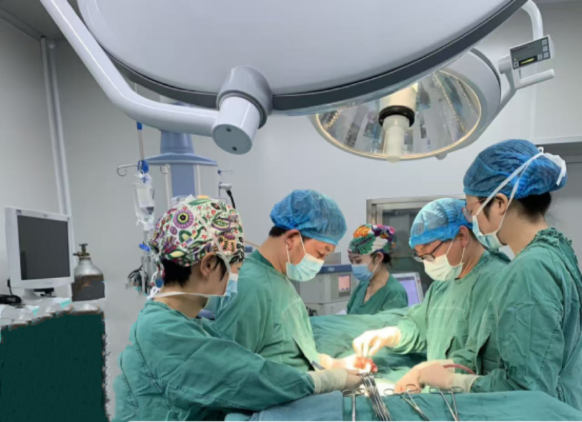 2025.10.15结肠根治术.doc