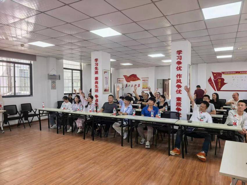 以赛促学强技能--街工会联合会成功举办消防安全知识竞赛(1)(1).doc