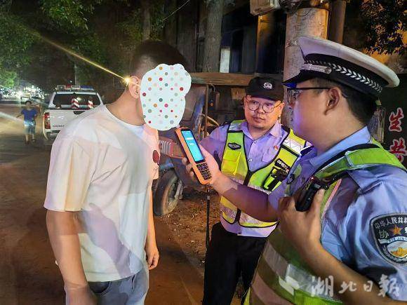 利剑出鞘 广水公安交警开展夏夜治安巡查宣防第三次集中统一行动