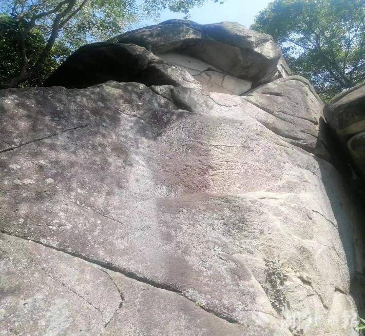 岁月无声  唯石能言(1).docx