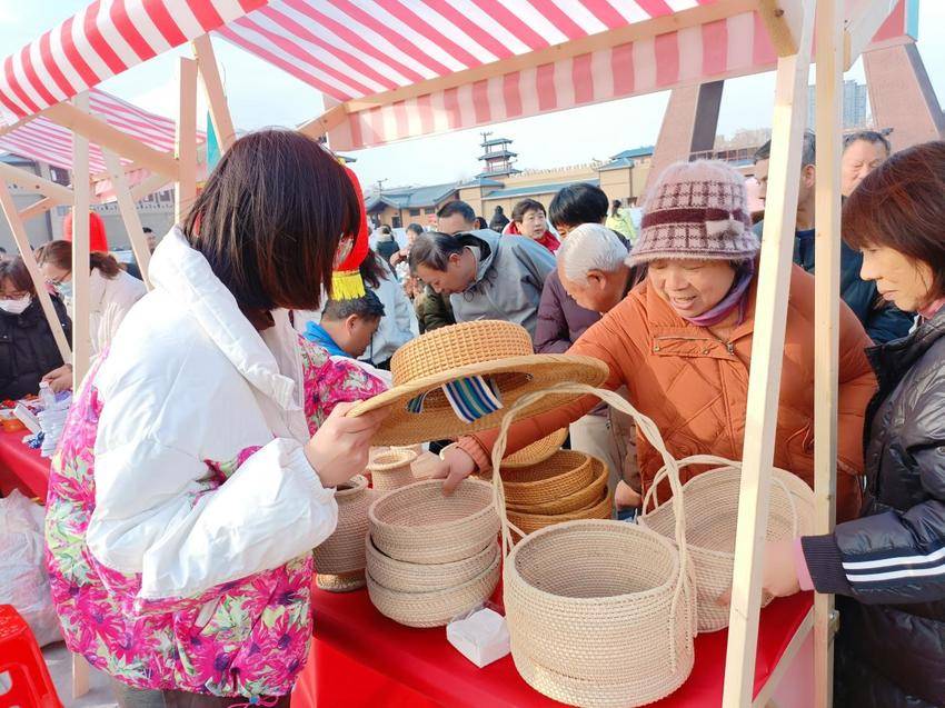 藤蔓生春色 巧手织新篇 ——云梦藤编“活态传承”之路(4).docx