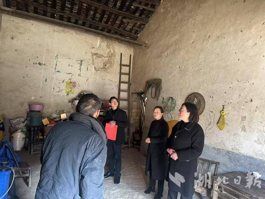 水坪镇：筑牢住房“安全网” 守护群众“安居梦”.docx