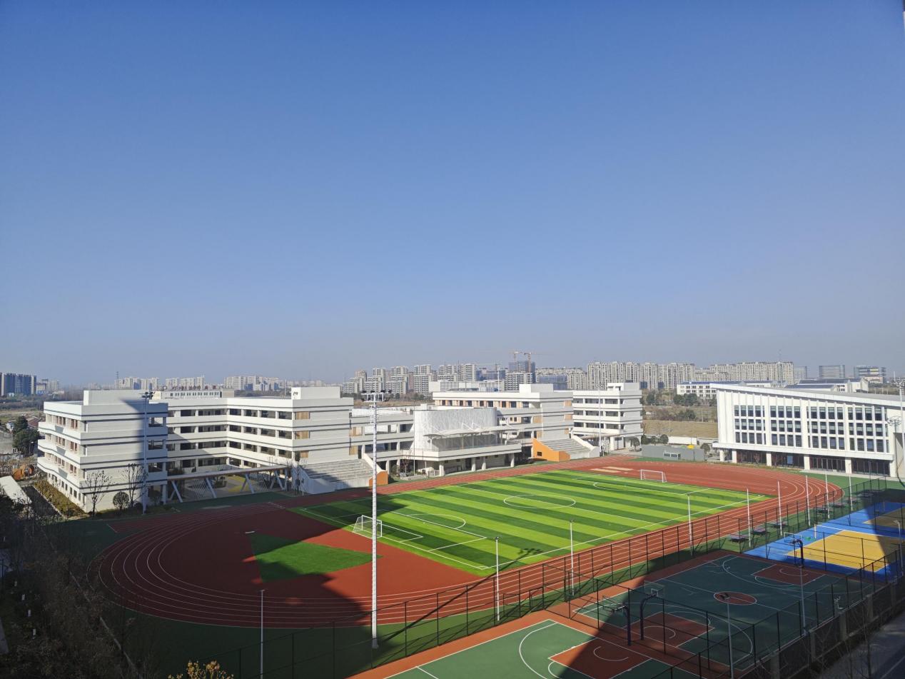 【交通强国】新华联学校通过竣工验收.docx
