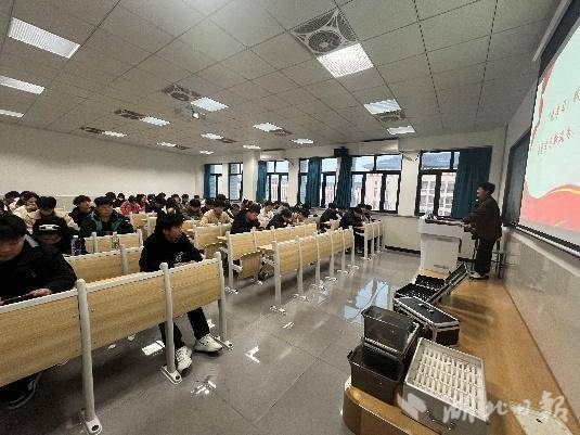 鱼岳镇西街社区：悦学习跃青春  青春活力正飞扬(1).docx