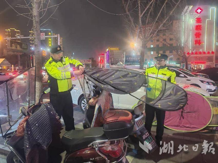 元旦坚守护畅通 执法为民显担当——蕲春县交通运输综合执法大队圆满完成元旦假期执法保障任务(1).docx