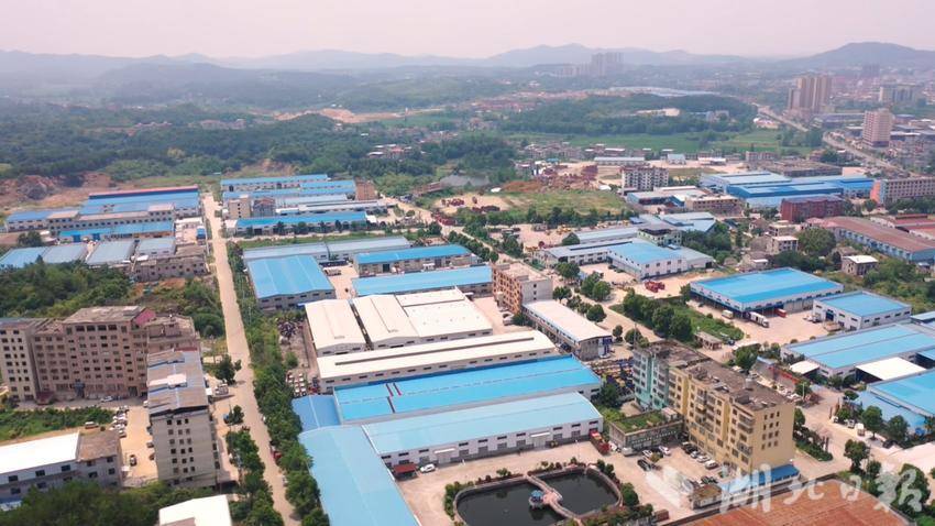 蕲春县漕河镇杨四岭工业园（熊伟 航拍）