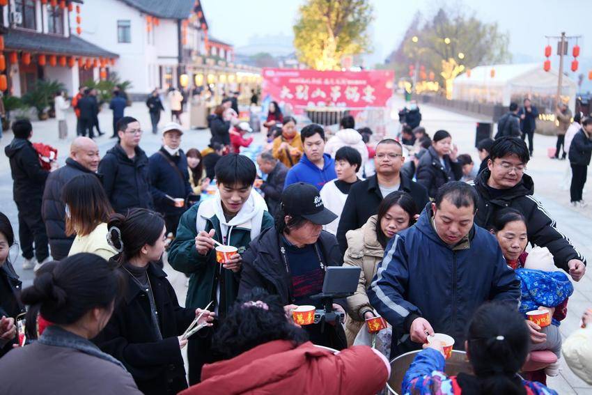 东坡文化盛宴引客来，黄冈元旦文旅市场火热开局.docx