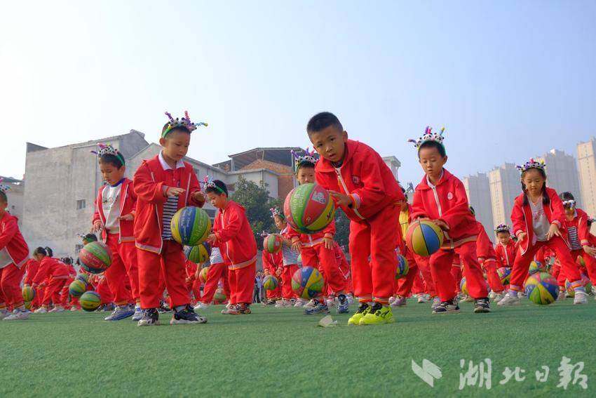 市幼亲子趣味运动会新闻.docx