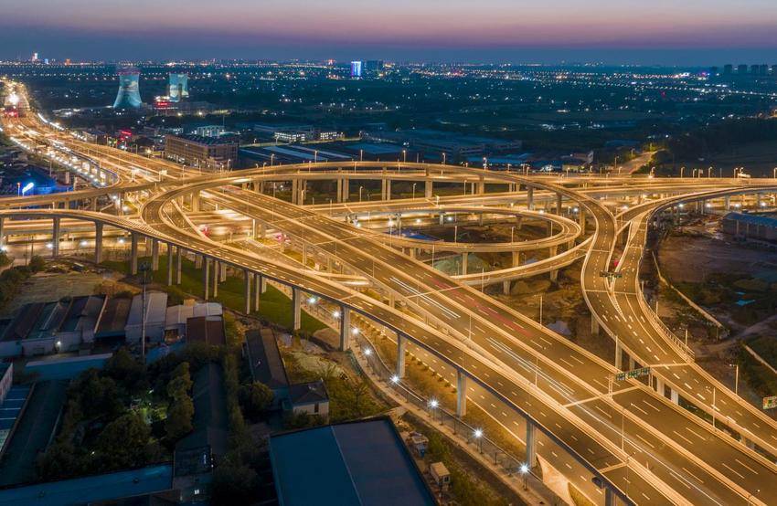 【一线传声】姜堰南绕城快速化改造项目顺利通过竣工验收.docx