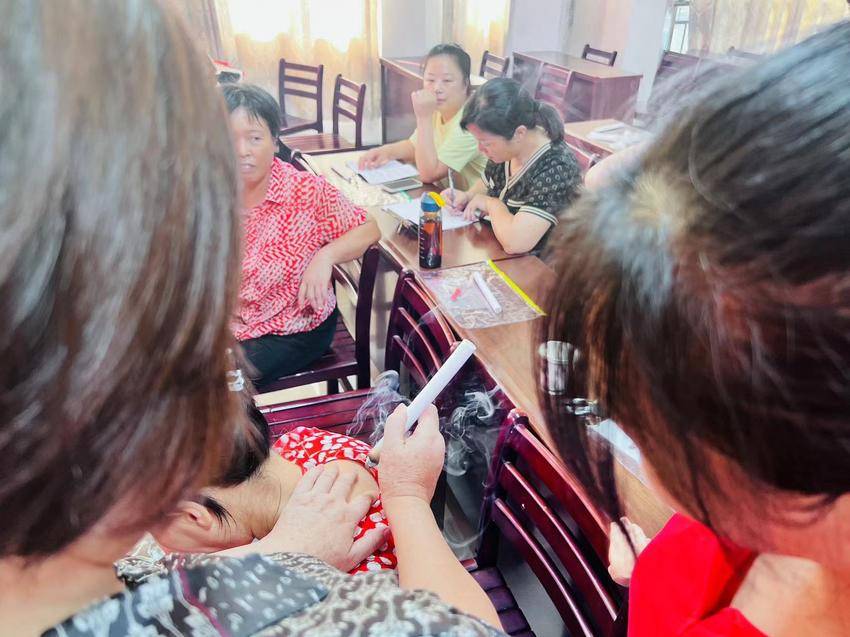 8.14-2024年就业训练中心鼓楼艾灸师培训班圆满结业.doc
