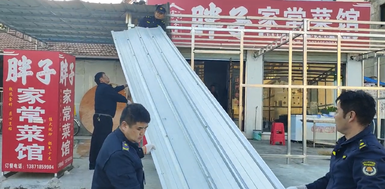 违规建设（稿件）.doc