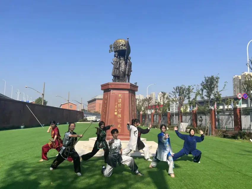武汉市汉阳这所高中不以分数内卷.docx