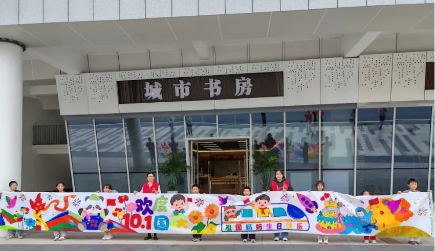 郧西国庆中秋文旅市场火火火(2).docx