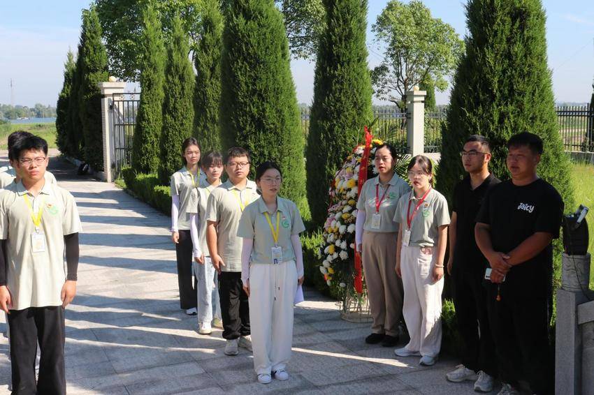 缅怀抗日无名烈士，传承红色基因--堵城镇“七七事变“纪念日缅怀活动纪实.docx