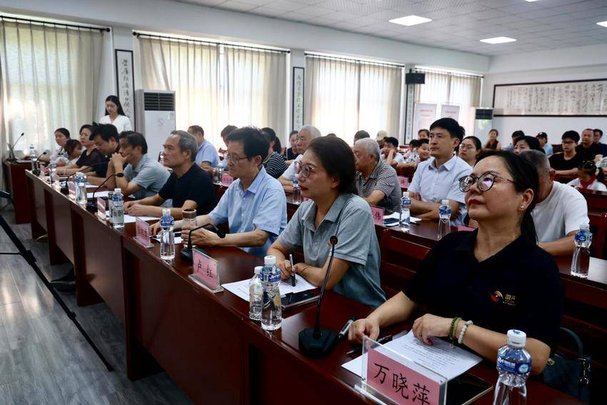大院社区举办青少年“中华魂”主题教育演讲比赛.docx