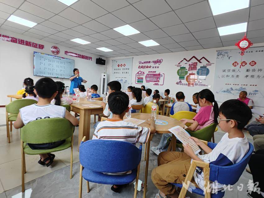 武城村暑期公益课堂温情开课 用爱点亮孩子们的缤纷假期.docx