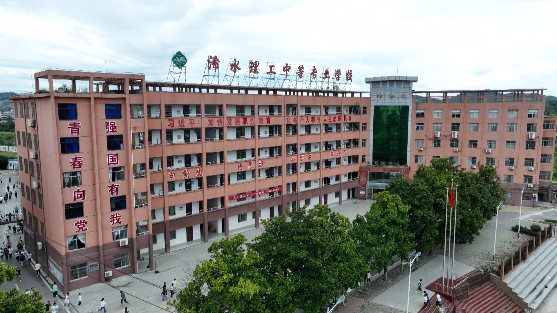 浠水县人社局圆满完成校园招聘 顺利引进人才11名