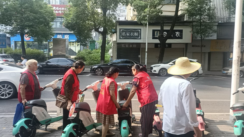 俏夕阳志愿服务队.docx