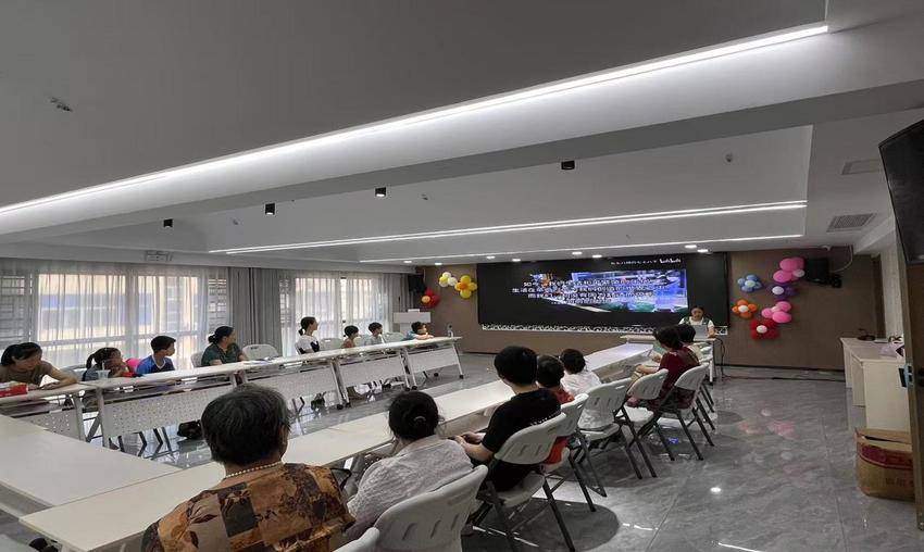 国防教育遇传统温情 渔门径社区建军节活动别样精彩.docx