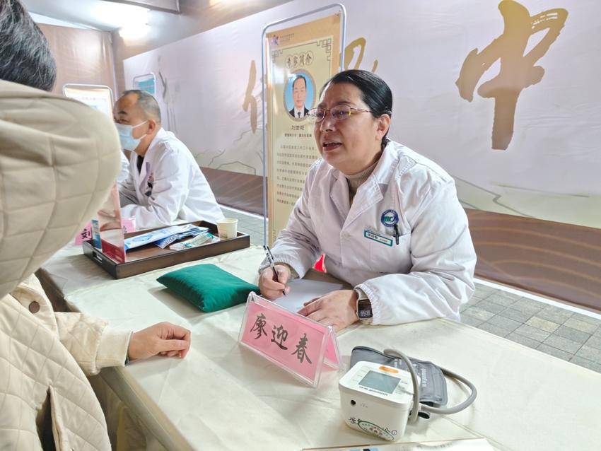 湖北日报讯.docx