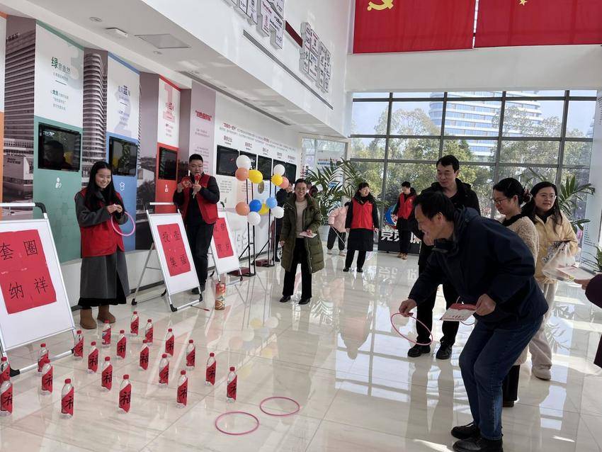 金马送福邻里乐 生物城社区新春游园会暖意浓.docx