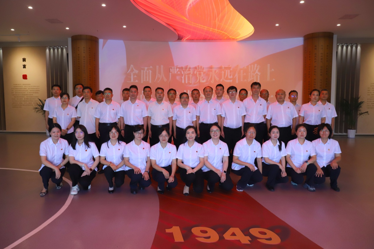 正风肃纪强党性 砥砺奋进践初心——云梦法院开展迎“七一”系列活动.docx