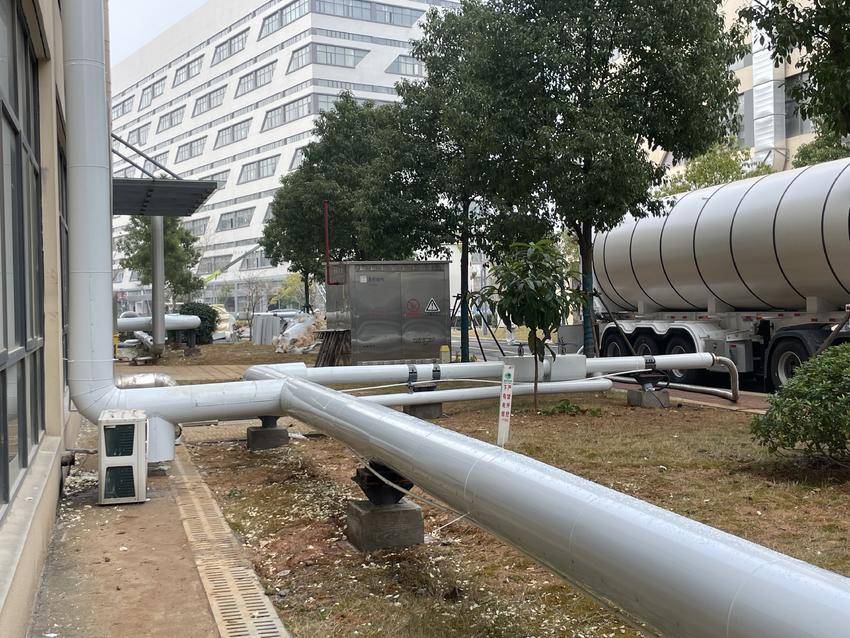 湖北首例移动供热项目投运 江夏城管牵头破解园区用热难题