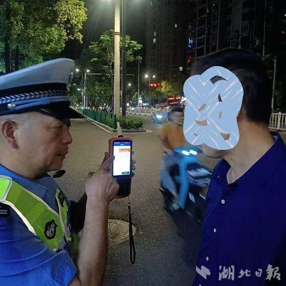 周红兵：广水北三镇的交通安全“守护神”