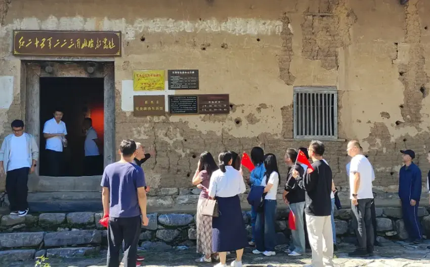 郧西国庆中秋文旅市场火火火(2).docx