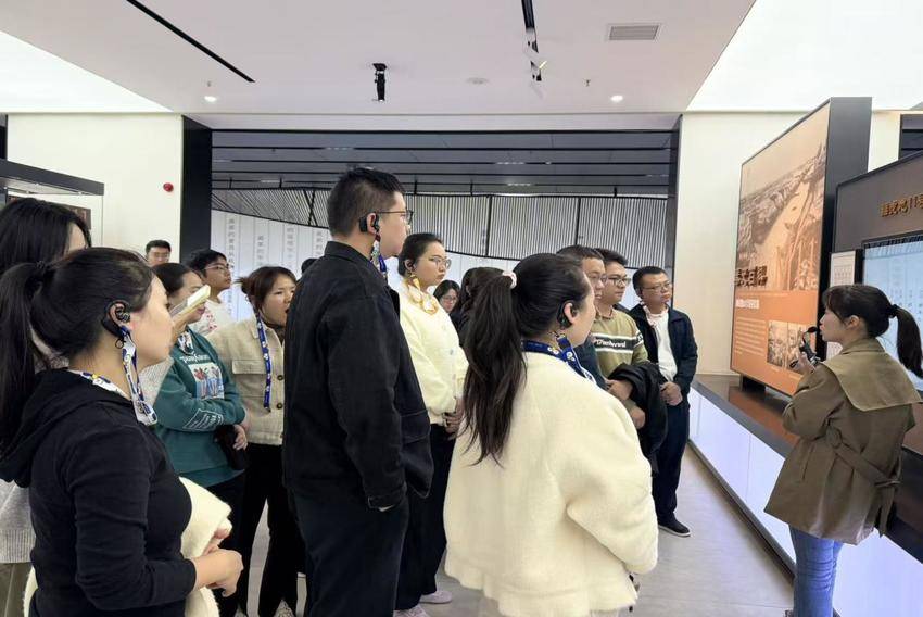 安陆市委党校秋季主体班赴云梦祥山博物馆开展循迹教学.docx