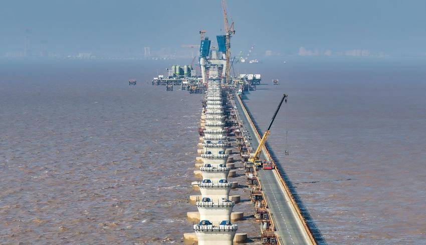 【一线传声】通苏嘉甬高铁杭州湾跨海大桥荣获中交集团劳动竞赛先进项目.docx