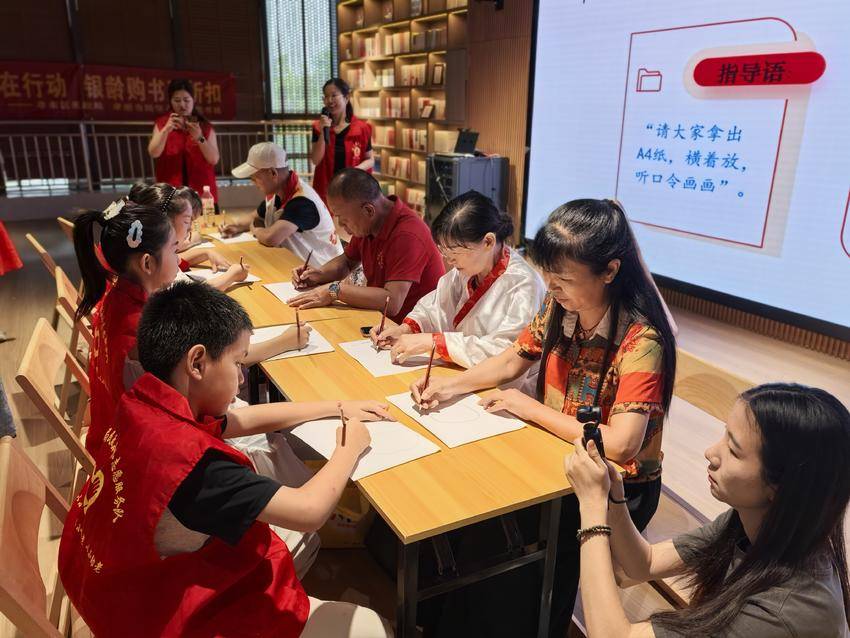 孝南区“七彩银龄驿站”揭牌，开启文化养老新篇章，孝南区60周岁以上老人享7(1).docx