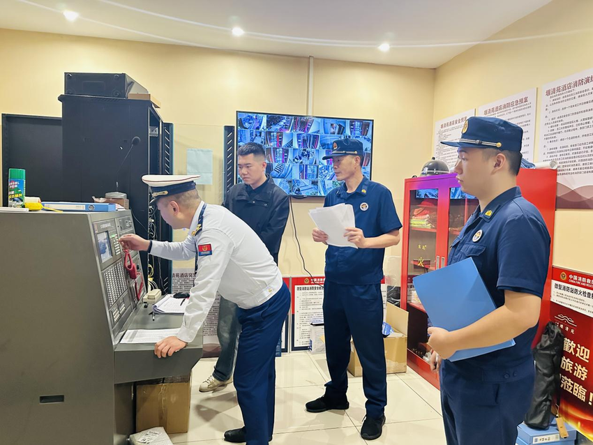 武当山：“防消联勤”开展消防排查护航平安.docx