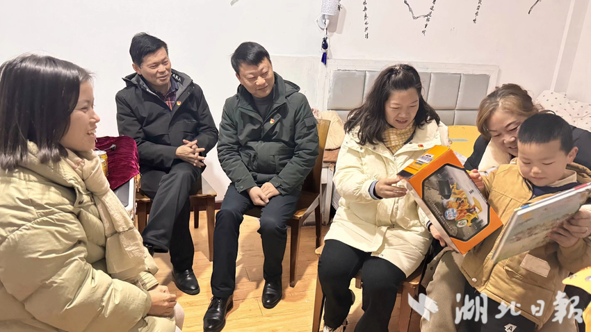 嘉鱼县实验幼儿园孙云朝报道文稿.doc
