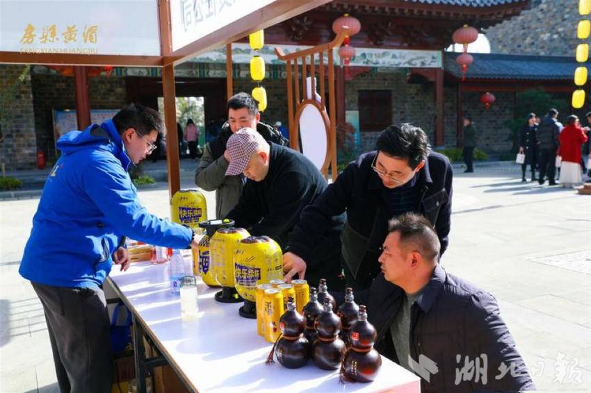 流量变销量！房县黄酒迎来“泼天富贵”.docx