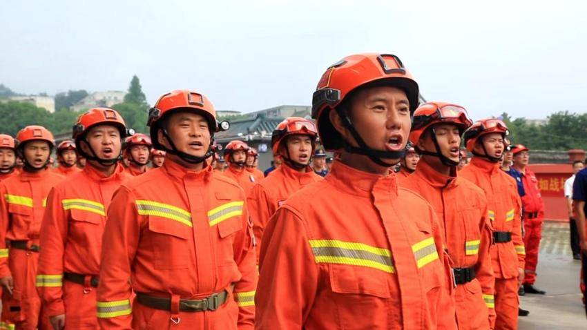 （对上版）国家消防救援局湖北机动队伍正式进驻武当山.docx