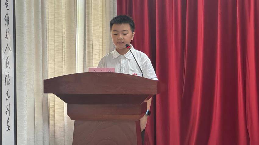 孝南区广场街道大院社区召开全国文明城市创建动员大会.docx