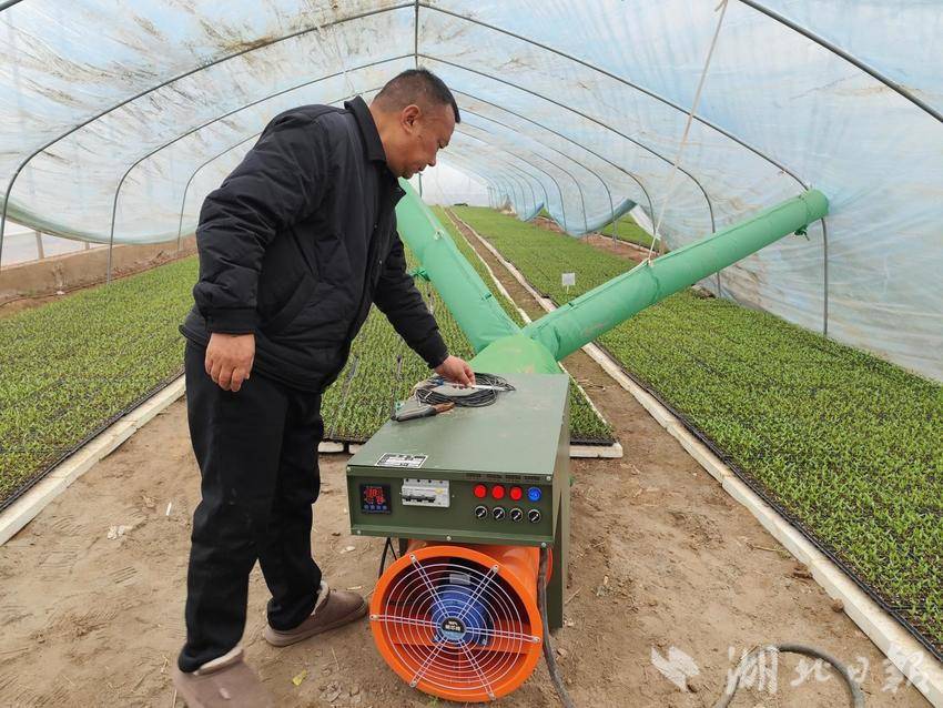 嘉鱼22名科技特派员下乡助力乡村振兴.docx