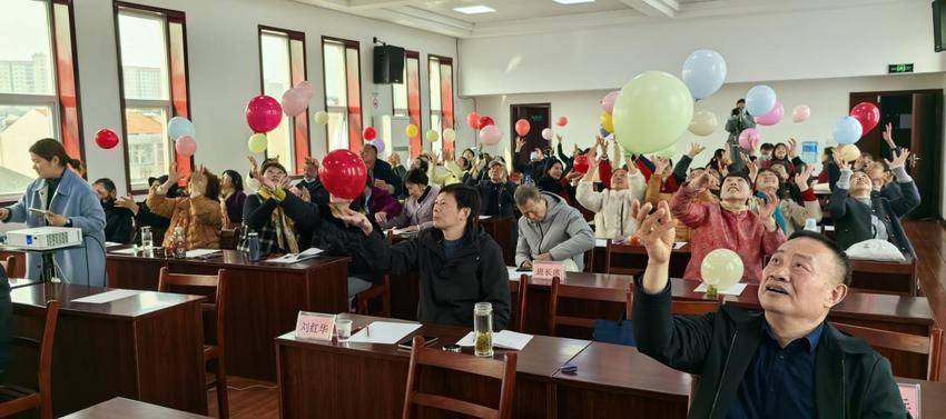 孝南区老年大学举办“从‘心’开始 享受银龄”老年人心理健康讲座  刘艳 韩凡琦 叶琴  丁中秋     3月10日，孝感(1)(1).docx