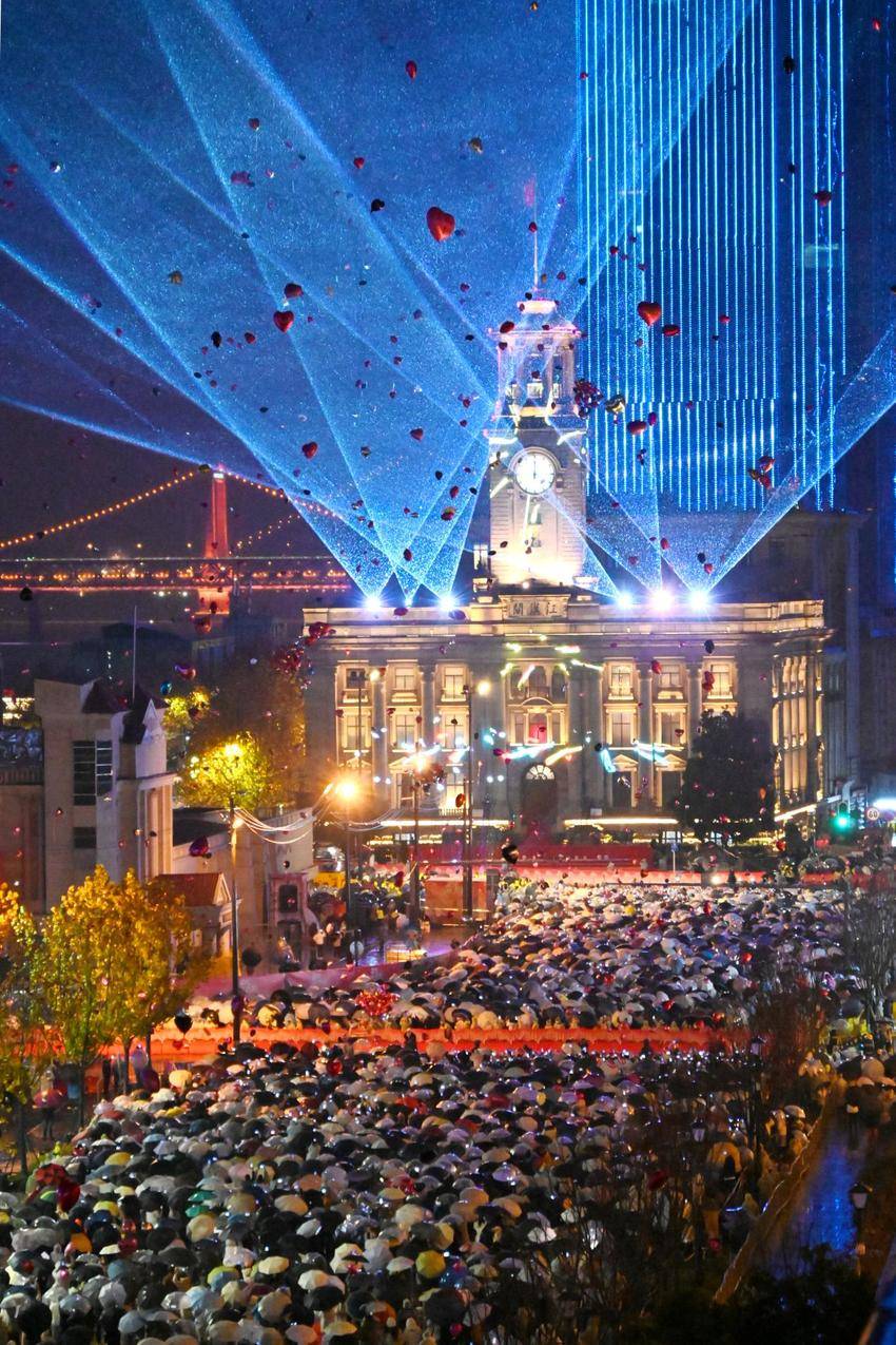 20260101 雨夜守跨年 藏蓝护祥和.docx