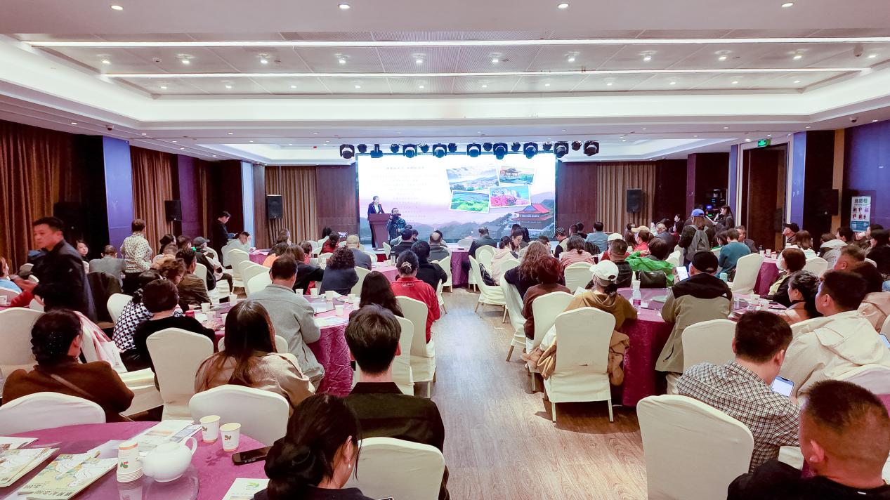 11.11“挺进大别山・穿越鄂豫皖” 全国旅行商推介会新闻稿.docx