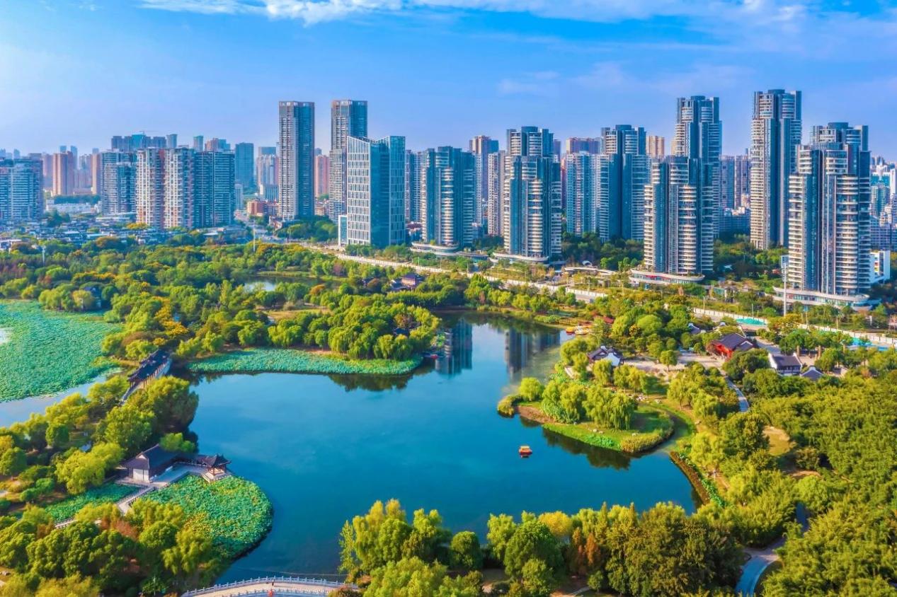 【新闻稿】沙湖生态构建城市绿肺 环沙湖双碳经济带建设持续推进(2).docx